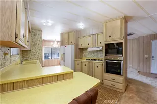 725 W Thornton, Hemet, CA 92543 - Photo 14