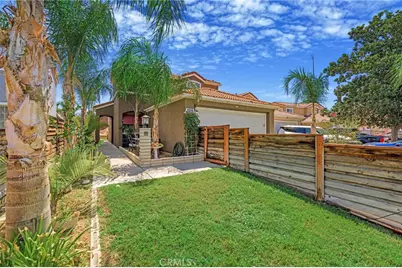 1056 Dahlia Court, Hemet, CA 92545 - Photo 2