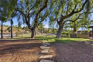 38311 Chaparral Dr, Temecula, CA 92592 - Photo 34