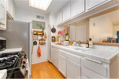 24518 Nicklaus Drive #O10, Valencia, CA 91355 - Photo 8