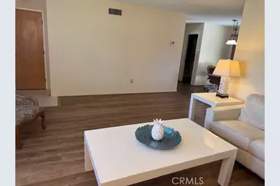 621 S Palm #B, Hemet, CA 92543 - Photo 4