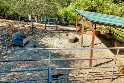 6051 Rainbow Heights, Fallbrook, CA 92028 - Photo 8