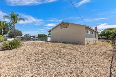 127 Brandenburg Lane, Fallbrook, CA 92028 - Photo 32