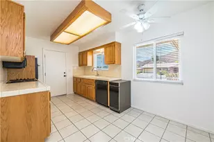 28030 Radford Dr, Menifee, CA 92586 - Photo 10