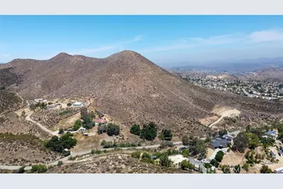 32350 Lost, Wildomar, CA 92595 - Photo 4