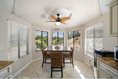 22032 W San Joaquin Drive, Canyon Lake, CA 92587 - Photo 16