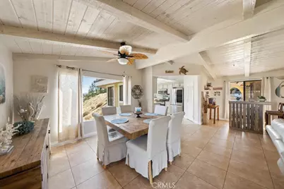 22032 W San Joaquin Drive, Canyon Lake, CA 92587 - Photo 12