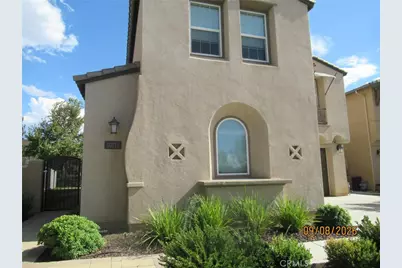 30711 Belmont, Murrieta, CA 92563 - Photo 2
