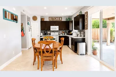 32635 Racquet Club, Lake Elsinore, CA 92530 - Photo 10