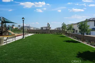 1304 Thunderbolt Ln, Rialto, CA 92376 - Photo 22