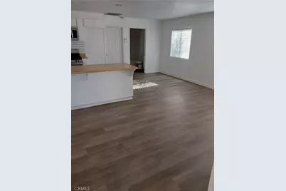 27160 Vista #36, Helendale, CA 92342 - Photo 2