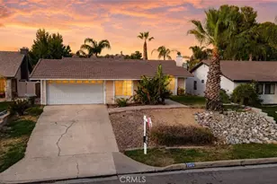 23874 Canyon Lake, Canyon Lake, CA 92587 - Photo 2