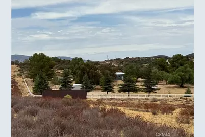 42890 Tamatea, Anza, CA 92539 - Photo 8