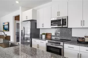 303 Grand Sky Ln, Perris, CA 92570 - Photo 2