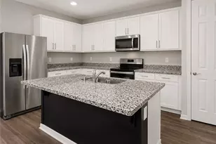26264 Jasmiine Ave, Murrieta, CA 92563 - Photo 2