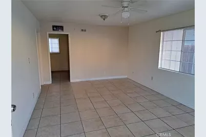 1206 S Palm, Anaheim, CA 92805 - Photo 2