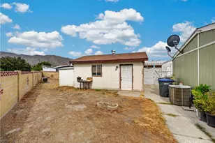 209 Flora Vista St, San Jacinto, CA 92582 - Photo 12