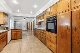 25210 California, Hemet, CA 92545 - Photo 16