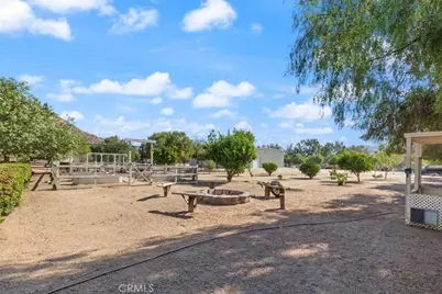 25210 California, Hemet, CA 92545 - Photo 36
