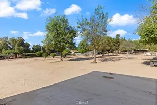 25210 California, Hemet, CA 92545 - Photo 42