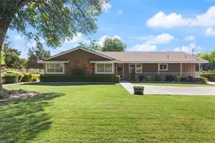 25210 California, Hemet, CA 92545 - Photo 4