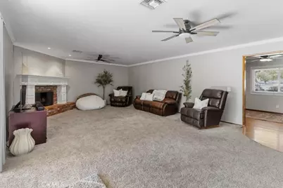 25210 California, Hemet, CA 92545 - Photo 12