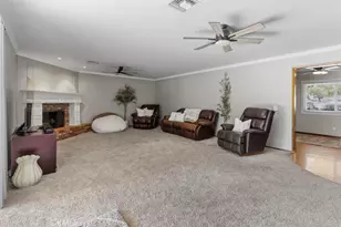 25210 California, Hemet, CA 92545 - Photo 12