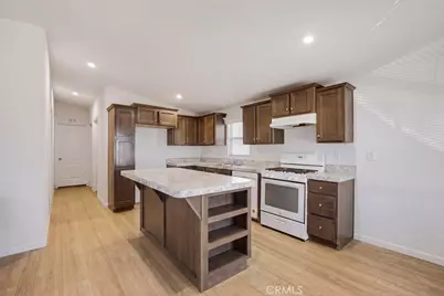 1097 State, Hemet, CA 92543 - Photo 6