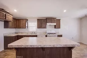 1097 N State St, Hemet, CA 92543 - Photo 4