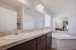 1097 N State St, Hemet, CA 92543 - Photo 20