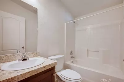1097 N State St. #26, Hemet, CA 92543 - Photo 16