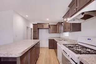 1097 N State St, Hemet, CA 92543 - Photo 12