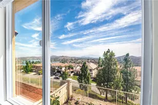 19 Plaza Lucerna, Lake Elsinore, CA 92532 - Photo 28