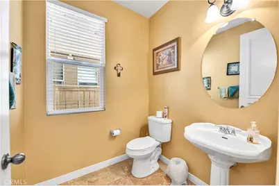 19 Plaza Lucerna, Lake Elsinore, CA 92532 - Photo 12