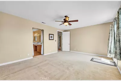 19 Plaza Lucerna, Lake Elsinore, CA 92532 - Photo 18