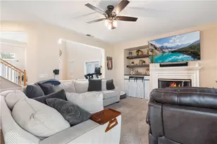 33611 Delphinium Ln, Murrieta, CA 92563 - Photo 8