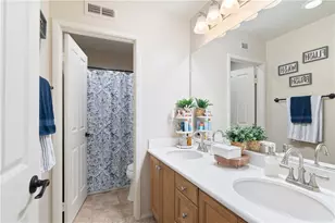 33611 Delphinium Ln, Murrieta, CA 92563 - Photo 16