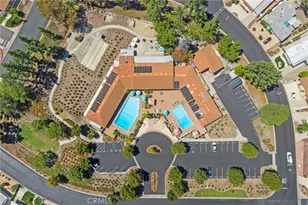 38055 Calle Amigable, Murrieta, CA 92563 - Photo 40