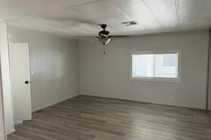 25007 Howard Dr, Hemet, CA 92544 - Photo 10