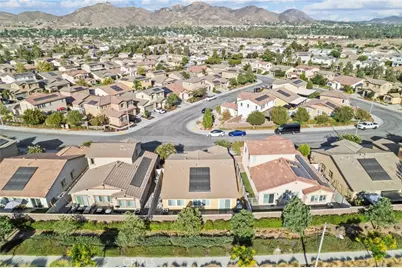 29421 Hazel, Lake Elsinore, CA 92530 - Photo 32