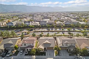 29421 Hazel, Lake Elsinore, CA 92530 - Photo 36