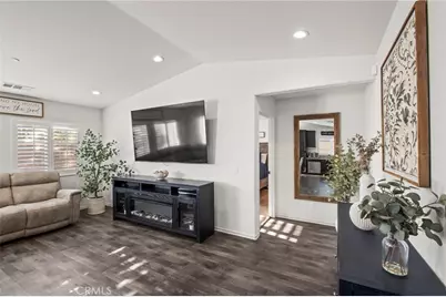 29421 Hazel, Lake Elsinore, CA 92530 - Photo 8