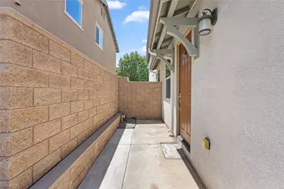 38079 Bella Rosa, Murrieta, CA 92563 - Photo 6