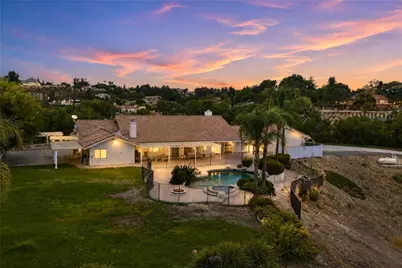 43973 El Lucero Place, Temecula, CA 92592 - Photo 2