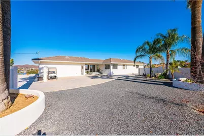 22475 Loch Lomond Drive, Canyon Lake, CA 92587 - Photo 12