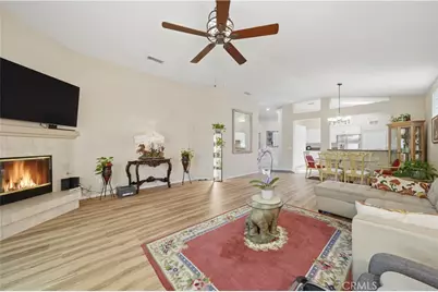 24172 Calle Artino, Murrieta, CA 92562 - Photo 8