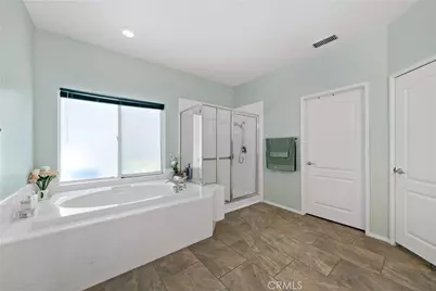 24172 Calle Artino, Murrieta, CA 92562 - Photo 18