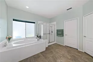 24172 Calle Artino, Murrieta, CA 92562 - Photo 18