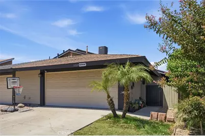 1109 Monroe, Lake Elsinore, CA 92530 - Photo 2