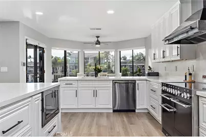 30205 White Wake, Canyon Lake, CA 92587 - Photo 4